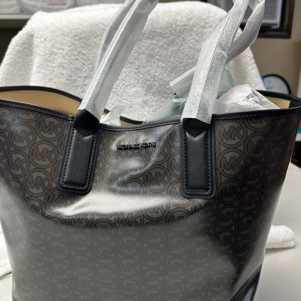 New MK bag original